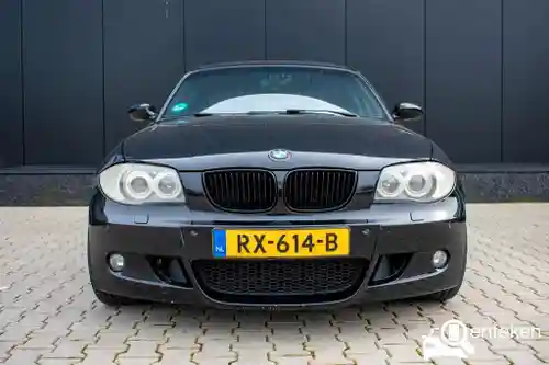 BMW 130i 2006