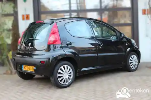 Peugeot 107 1.0 70 2009