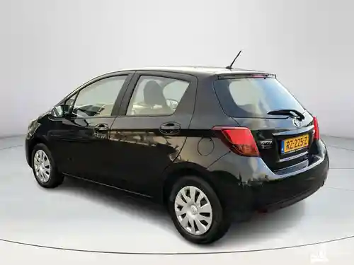 Toyota Yaris 1.33 2015
