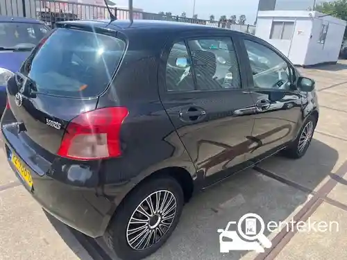 Toyota Yaris 1.3 2008