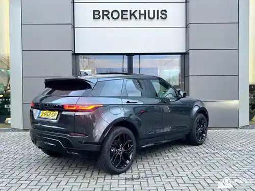 Land Rover Range Rover Evoque P300e 2023