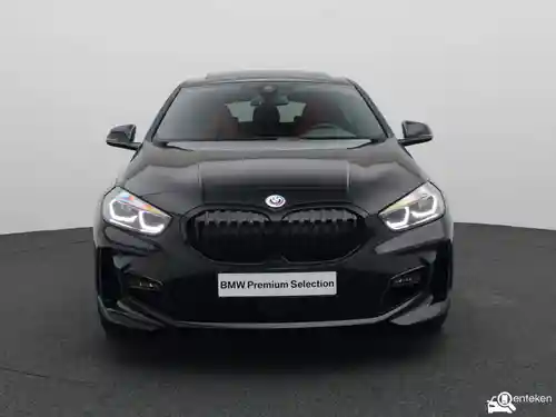 BMW 118i 2023