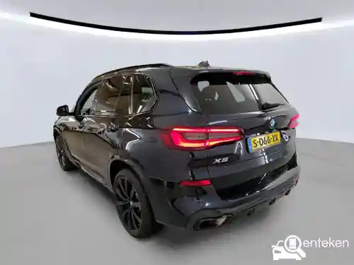 BMW X5 xDrive45e 2023