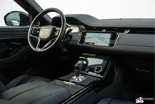 Land Rover Range Rover Evoque P300e 2023