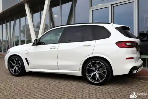 BMW X5 xDrive45e 2021