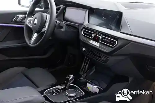 BMW 118i 2023