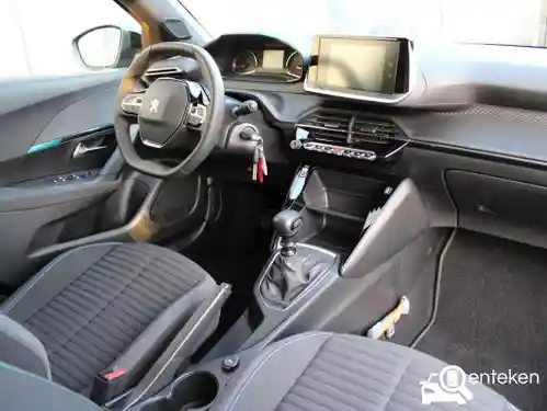 Peugeot 2008 1.2 PureTech 130 2023