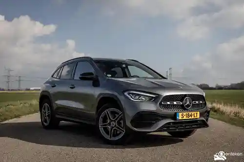 Mercedes-Benz GLA 250 e 2021