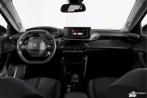 Peugeot 2008 1.2 PureTech 130 2022
