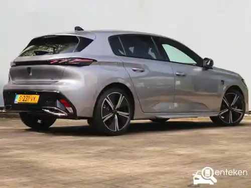 Peugeot 308 1.6 Plug-In Hybrid 180 2022