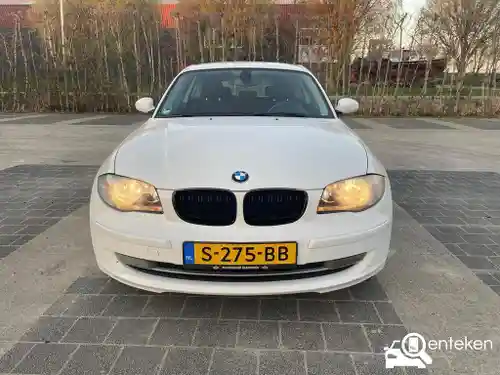BMW 118i 2008