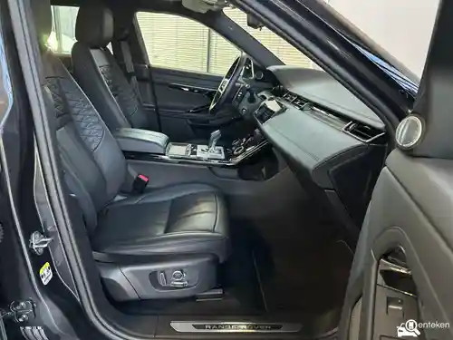 Land Rover Range Rover Evoque P300e 2023
