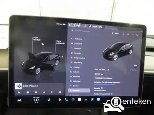 Tesla Model 3 2023