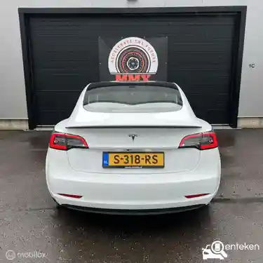 Tesla Model 3 Standard Range Plus 2021