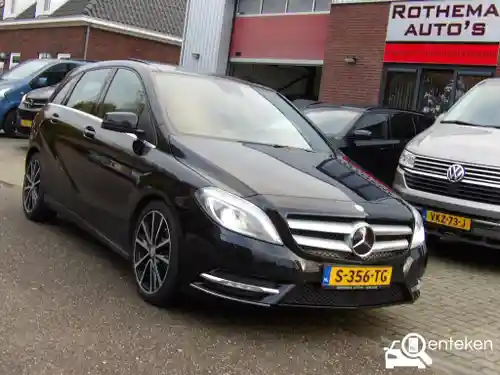Mercedes-Benz B 180 2014