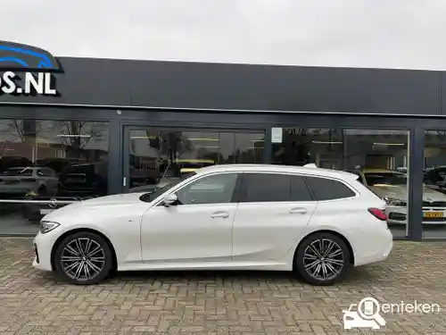 BMW 330i Touring 2019