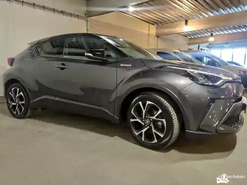 Toyota C-HR 2.0 Hybrid 2022
