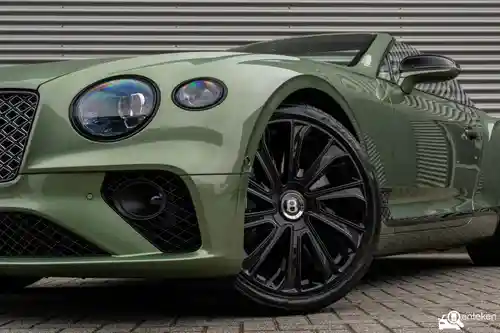 Bentley Continental GT Convertible V8 2023