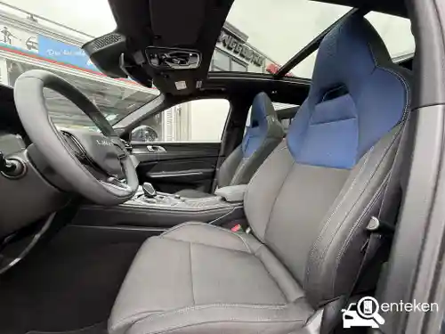Lynk & Co 01 1.5TD PHEV 2023