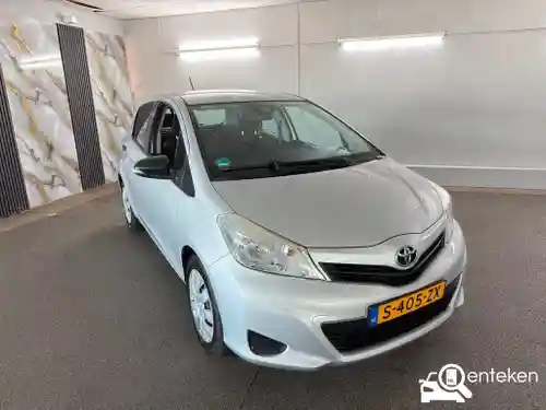 Toyota Yaris 1.0 2012