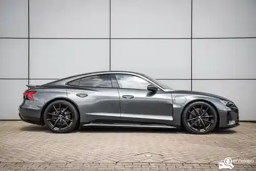 Audi e-tron GT 2023