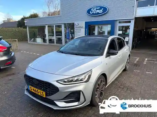 Ford Focus 1.0 EcoBoost Hybrid 2023