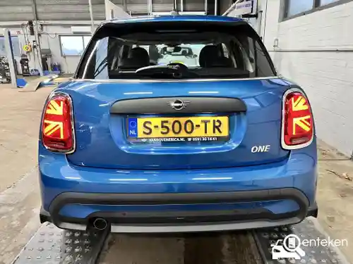 MINI  One 2021