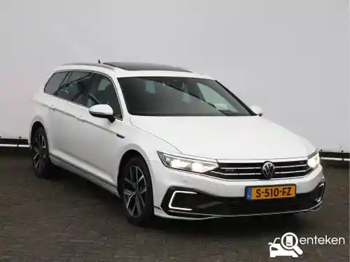 VW Passat Variant GTE 2020