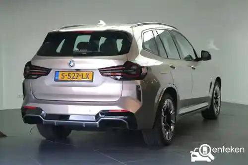 BMW iX3 2023