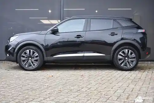 Peugeot 2008 1.2 PureTech 130 2023
