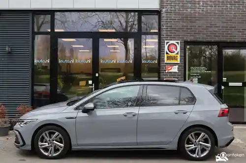 VW Golf 1.5 eTSI 2022