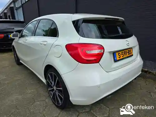 Mercedes-Benz A 180 2014