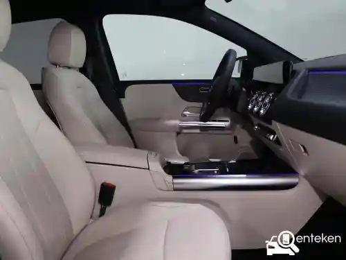 Mercedes-Benz B 180 2022