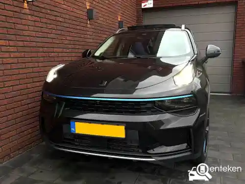 Lynk & Co 01 1.5TD PHEV 2023