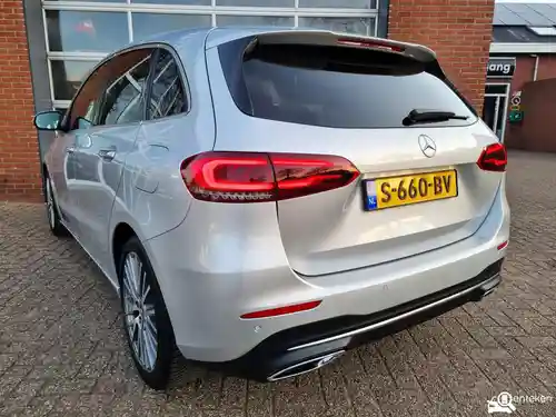 Mercedes-Benz B 180 2022