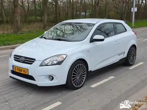 KIA pro_cee´d 1.4 2011