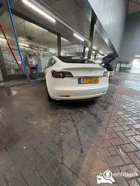 Tesla Model 3 Standard Range Plus 2020