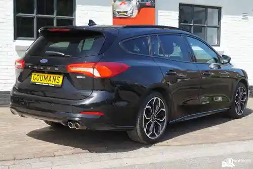 Ford Focus Turnier 1.0 EcoBoost Hybrid 2021