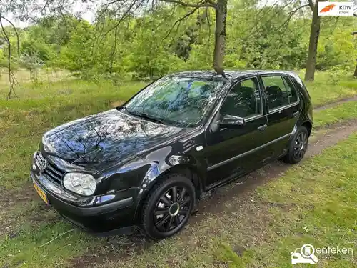 VW Golf 1.6 2000