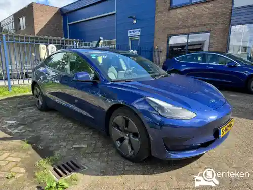 Tesla Model 3 2022