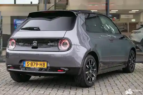 Honda E 2020