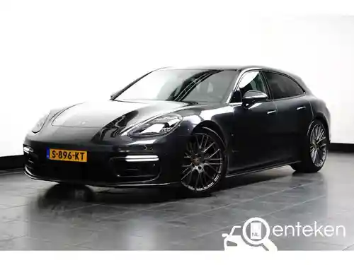 Porsche Panamera Sport Turismo 4 E-Hybrid 2022