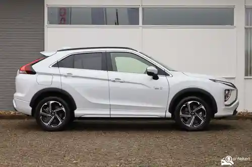 Mitsubishi Eclipse Cross 2.4 Plug-In Hybrid 2022