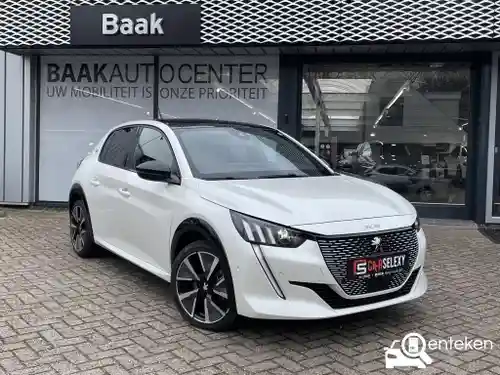 Peugeot e-208 2022
