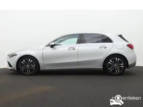 Mercedes-Benz A 180 2023