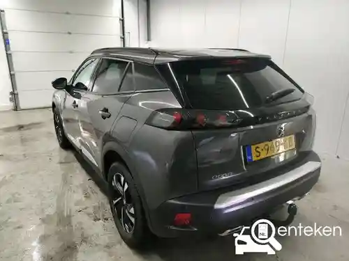 Peugeot 2008 1.2 PureTech 130 2023