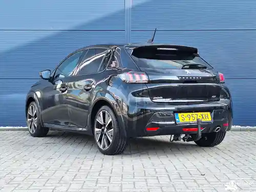 Peugeot 208 1.2 PureTech 100 2023