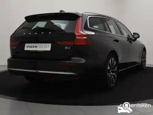 Volvo V60 B4 2023