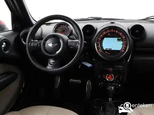 MINI Countryman John Cooper Works 2013