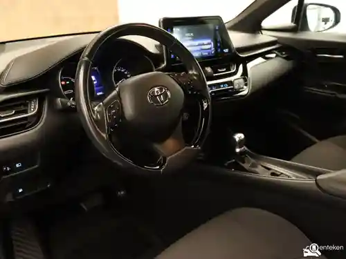 Toyota C-HR 1.8 Hybrid 2018